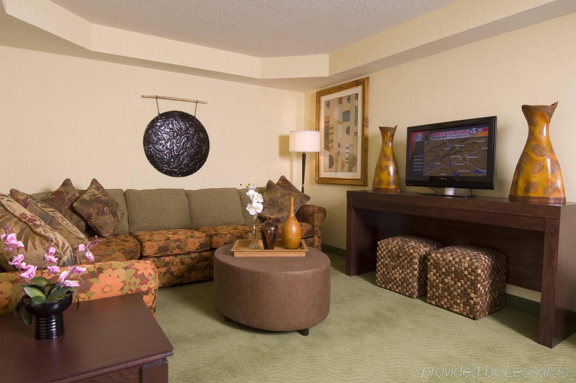 Holiday Inn Express Hotel & Suites Greenville-I-85 & Woodruff Road By Ihg מראה חיצוני תמונה